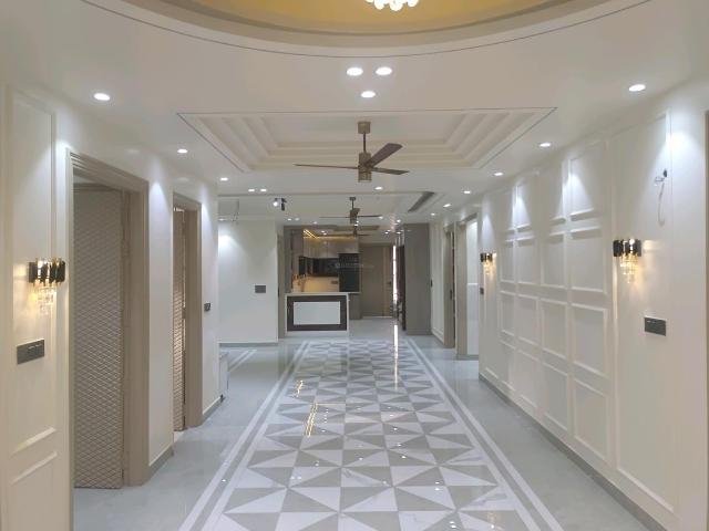 4 BHK Independent Builder Floor in Green Field Colony for resale Faridabad. The reference number is 19640907