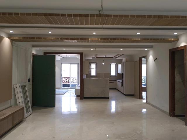 4 BHK Independent Builder Floor in Green Field Colony for resale Faridabad. The reference number is 19645081