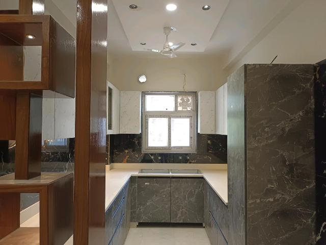 4 BHK Independent Builder Floor in Green Field Colony for resale Faridabad. The reference number is 19700521
