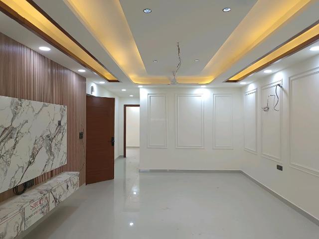 4 BHK Independent Builder Floor in Green Field Colony for resale Faridabad. The reference number is 19719118