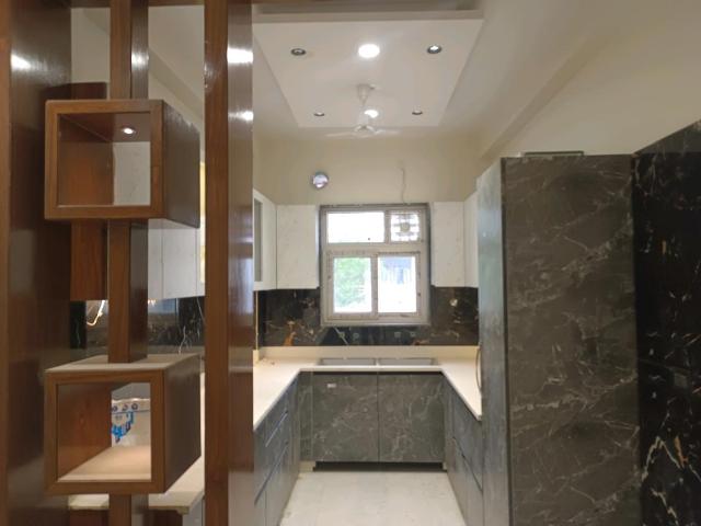 4 BHK Independent Builder Floor in Green Field Colony for resale Faridabad. The reference number is 19887302
