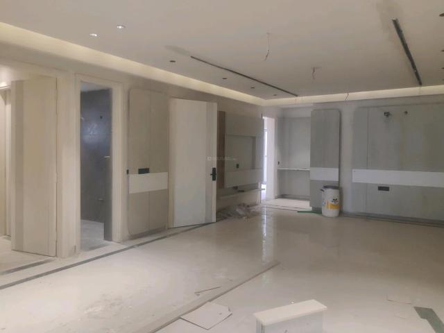 4 BHK Independent Builder Floor in Green Field Colony for resale Faridabad. The reference number is 19938788