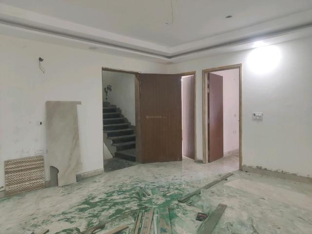 4 BHK Independent Builder Floor in Green Field Colony for resale Faridabad. The reference number is 20040135