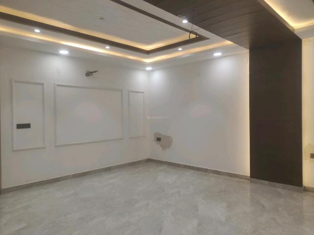 4 BHK Independent Builder Floor in Green Field Colony for resale Faridabad. The reference number is 20062415