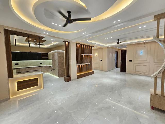 4 BHK Independent Builder Floor in Green Field Colony for resale Faridabad. The reference number is 20062566