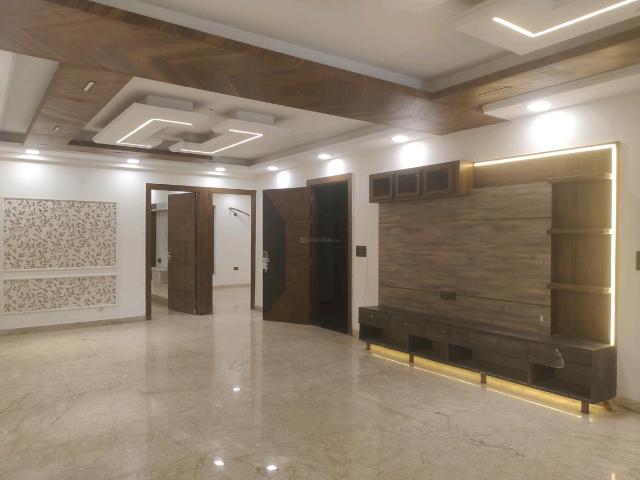 4 BHK Independent Builder Floor in Green Field Colony for resale Faridabad. The reference number is 20135179