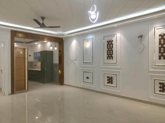 4 BHK Independent Builder Floor in Green Field Colony for resale Faridabad. The reference number is 20247655