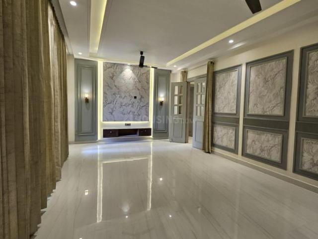 4 BHK Independent Builder Floor in Green Field Colony for resale Faridabad. The reference number is 20344278