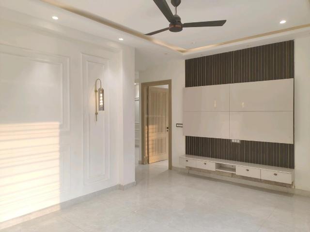 4 BHK Independent Builder Floor in Green Field Colony for resale Faridabad. The reference number is 20365573