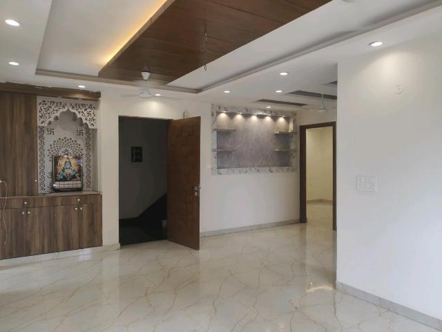 4 BHK Independent Builder Floor in Green Field Colony for resale Faridabad. The reference number is 20666950