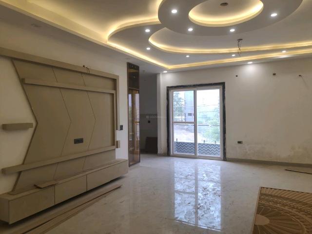4 BHK Independent Builder Floor in Green Field Colony for resale Faridabad. The reference number is 20605604