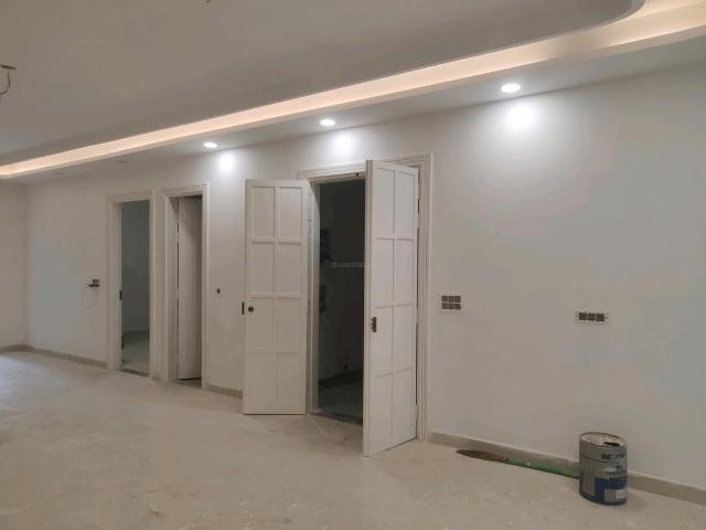 4 BHK Independent Builder Floor in Green Field Colony for resale Faridabad. The reference number is 20605862