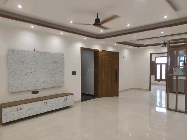 4 BHK Independent Builder Floor in Green Field Colony for resale Faridabad. The reference number is 20755587