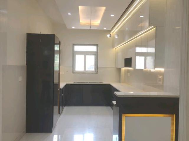 4 BHK Independent Builder Floor in Green Field Colony for resale Faridabad. The reference number is 20755680