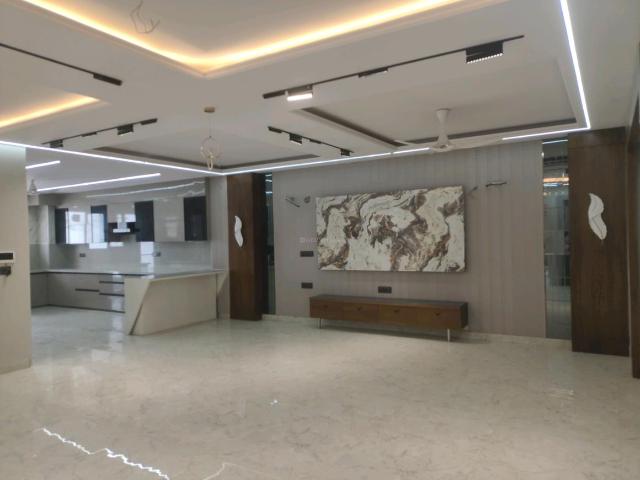 4 BHK Independent Builder Floor in Green Field Colony for resale Faridabad. The reference number is 20755614