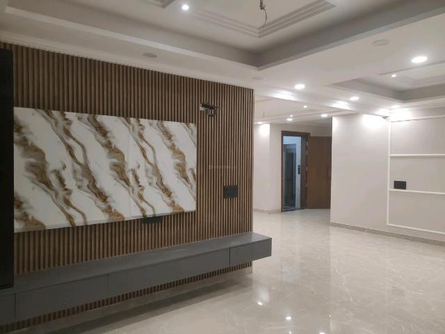 4 BHK Independent Builder Floor in Green Field Colony for resale Faridabad. The reference number is 20755733