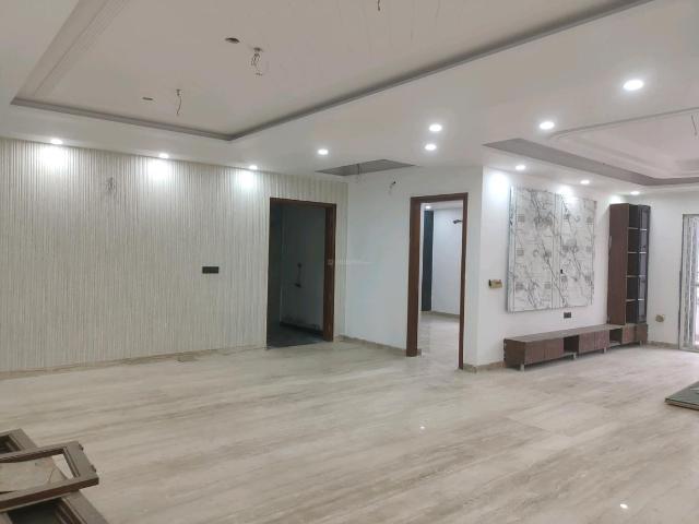 4 BHK Independent Builder Floor in Green Field Colony for resale Faridabad. The reference number is 20711584