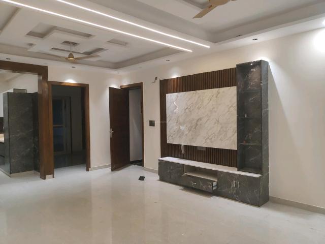 4 BHK Independent Builder Floor in Green Field Colony for resale Faridabad. The reference number is 20936509