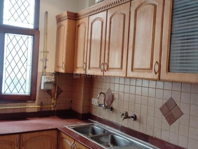 4 BHK Independent Builder Floor in Green Park Extension for rent New Delhi. The reference number is 20613117