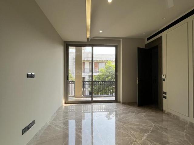 4 BHK Independent Builder Floor in Green Park Extension for resale New Delhi. The reference number is 20878522