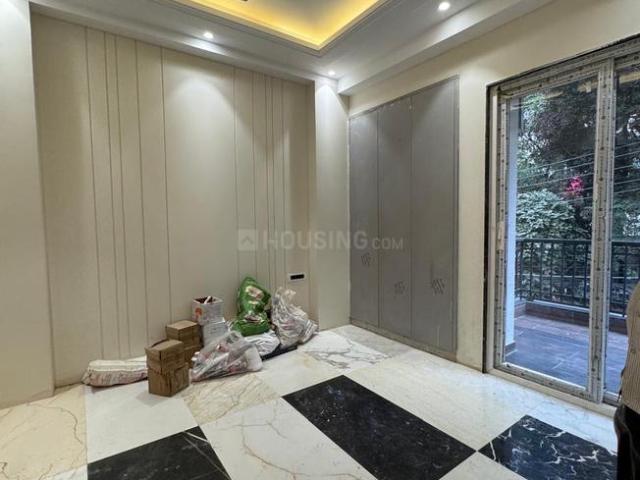 4 BHK Independent Builder Floor in Green Park for rent New Delhi. The reference number is 20877380