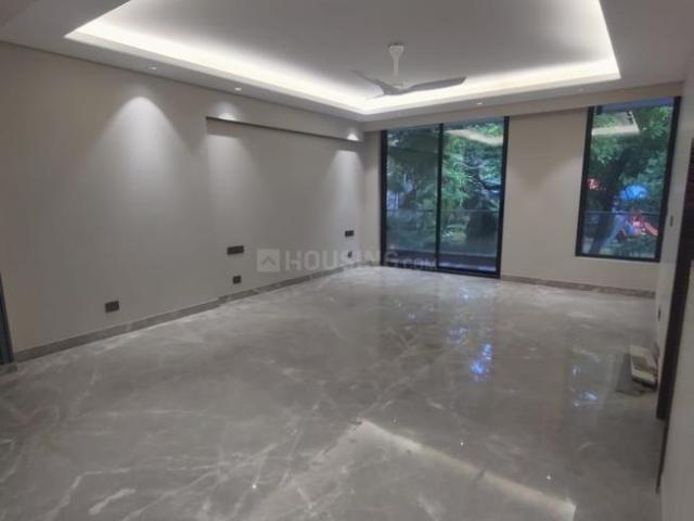 4 BHK Independent Builder Floor in Green Park for resale New Delhi. The reference number is 19574907