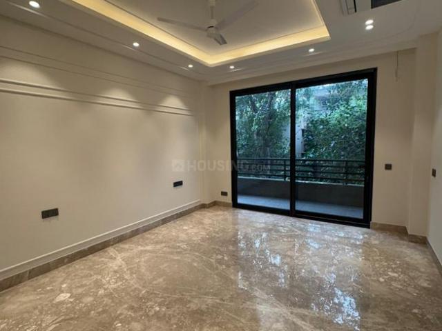 4 BHK Independent Builder Floor in Green Park for resale New Delhi. The reference number is 20888929
