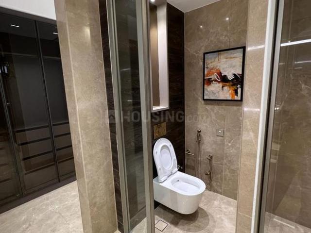 4 BHK Independent Builder Floor in Hauz Khas for resale South Delhi. The reference number is 16426128