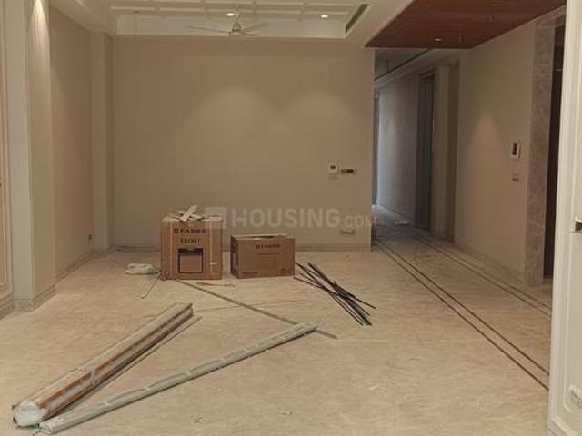 4 BHK Independent Builder Floor in Hauz Khas for resale New Delhi. The reference number is 19501384