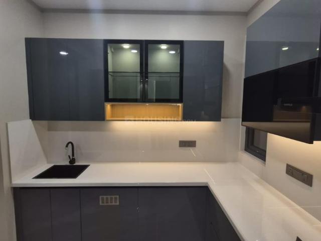 4 BHK Independent Builder Floor in Hauz Khas for resale New Delhi. The reference number is 20145663
