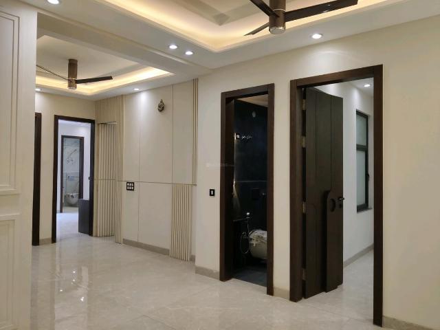 4 BHK Independent Builder Floor in Indirapuram for resale Ghaziabad. The reference number is 19601431