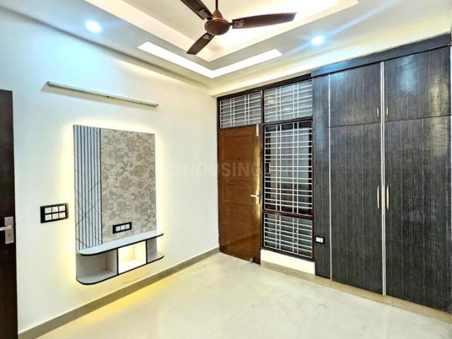 4 BHK Independent Builder Floor in Indirapuram for resale Ghaziabad. The reference number is 20213104