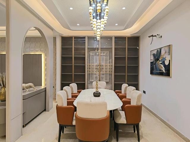 5 BHK Independent Builder Floor in Indirapuram for resale Ghaziabad. The reference number is 20718216