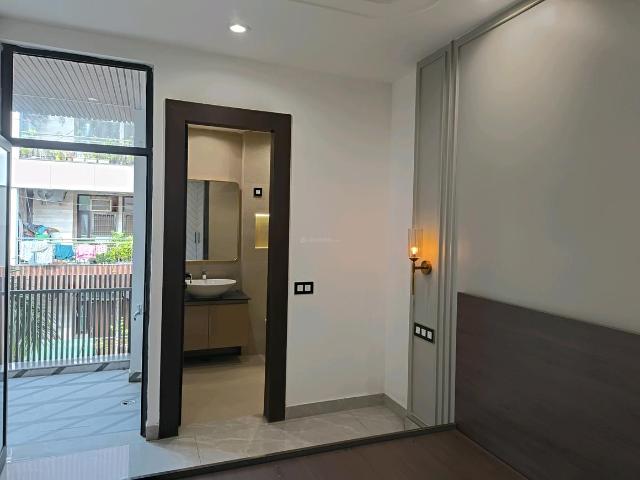 4 BHK Independent Builder Floor in Indirapuram for resale Ghaziabad. The reference number is 20894408