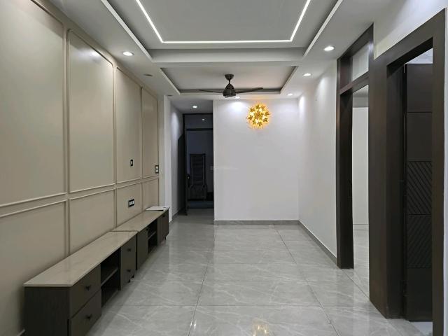 4 BHK Independent Builder Floor in Indirapuram for resale Ghaziabad. The reference number is 20909940
