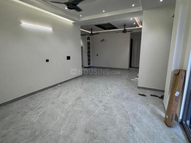 4 BHK Independent Builder Floor in Janakpuri for rent New Delhi. The reference number is 19733322