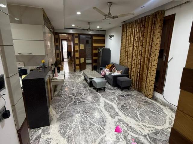 4 BHK Independent Builder Floor in Janakpuri for resale New Delhi. The reference number is 20597980