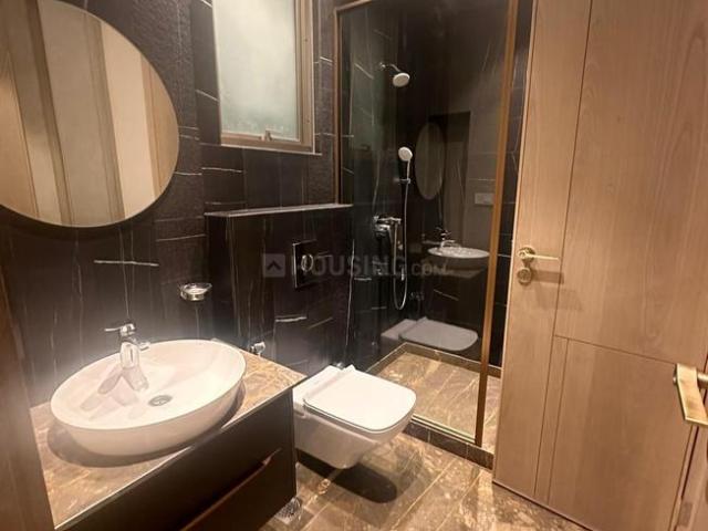 4 BHK Independent Builder Floor in Janakpuri for resale New Delhi. The reference number is 20817695