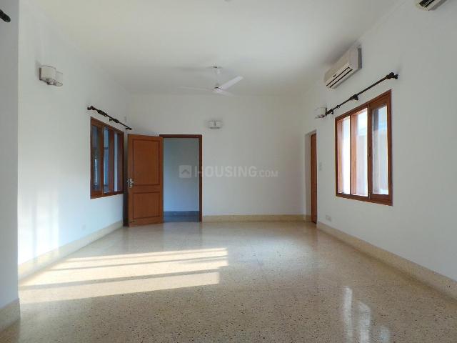 4 BHK Independent Builder Floor in Jor Bagh for resale New Delhi. The reference number is 19530292
