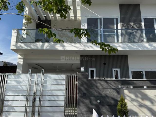 4 BHK Independent Builder Floor in Kulhan for resale Dehradun. The reference number is 20764472