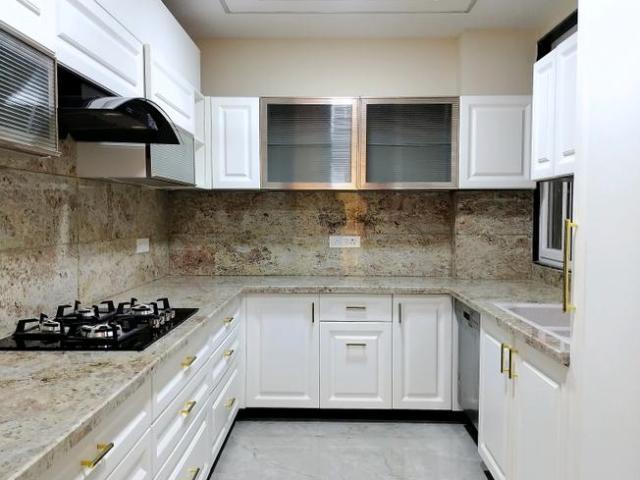 4 BHK Independent Builder Floor in Kadarpur for resale Gurgaon. The reference number is 17413302