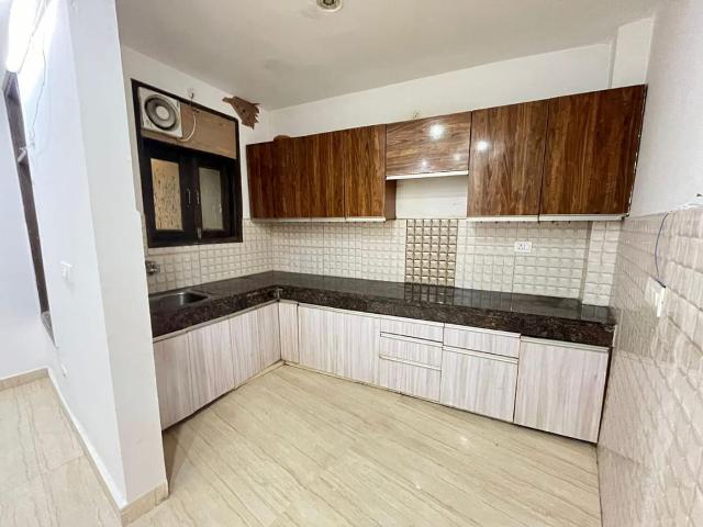 4 BHK Independent Builder Floor in Khanpur for resale New Delhi. The reference number is 19979298
