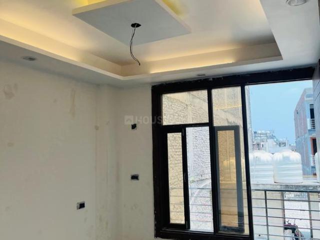 4 BHK Independent Builder Floor in Khanpur for resale New Delhi. The reference number is 20262681
