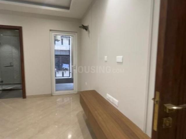 4 BHK Independent Builder Floor in Kirti Nagar for resale New Delhi. The reference number is 20116995