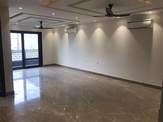 4 BHK Independent Builder Floor in Punjabi Bagh for resale New Delhi. The reference number is 10624543