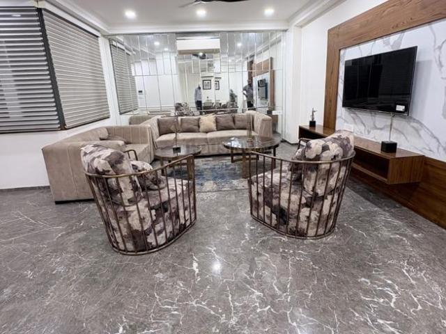 4 BHK Independent Builder Floor in Pushpanjali for resale New Delhi. The reference number is 19764607