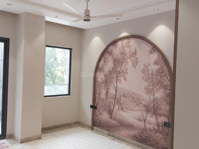 4 BHK Independent Builder Floor in Pushpanjali for resale New Delhi. The reference number is 20506724