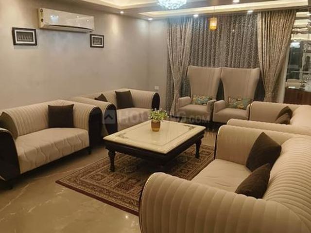 4 BHK Independent Builder Floor in Palam Vihar for rent Gurgaon. The reference number is 19999895
