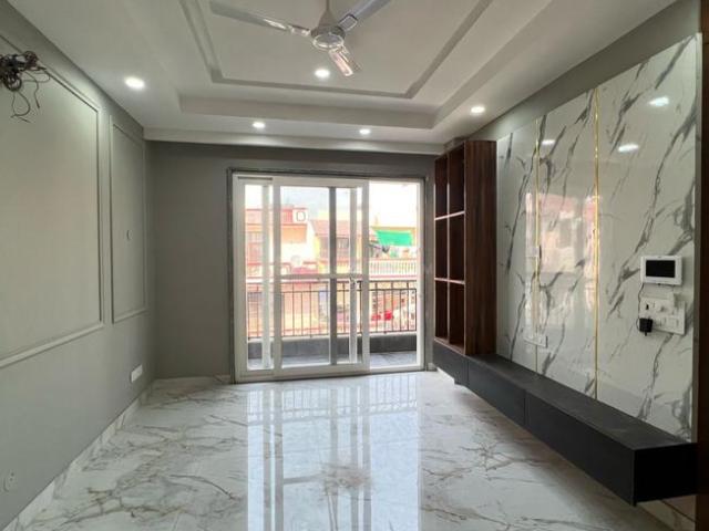 4 BHK Independent Builder Floor in Palam Vihar for rent Gurgaon. The reference number is 20058840