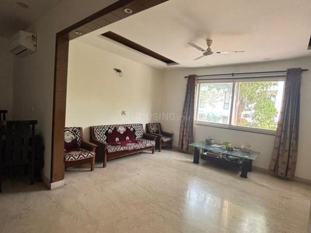 4 BHK Independent Builder Floor in Palam Vihar for rent Gurgaon. The reference number is 20308529